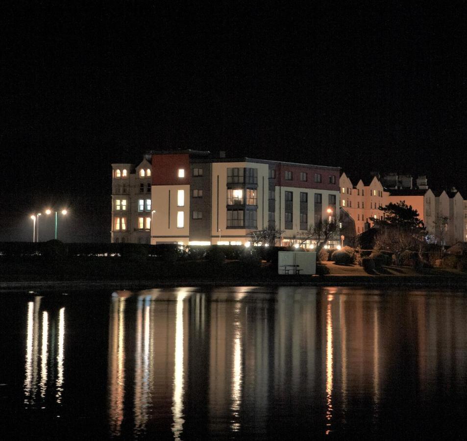 Ramsey Park Hotel Esterno foto